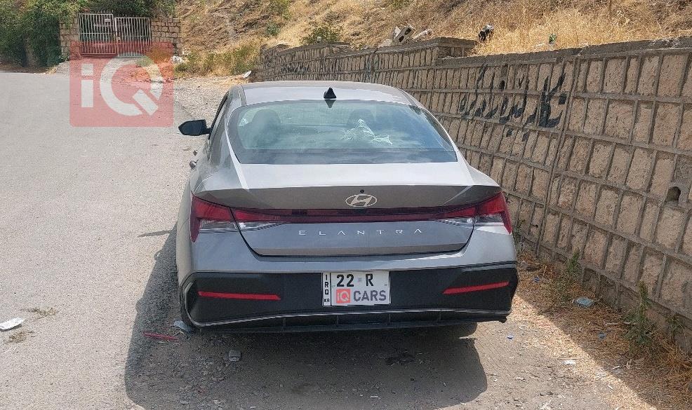 هیوندای ئەلەنترا